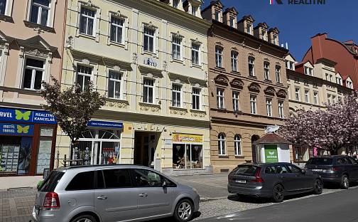 Pronájem kanceláře 25 m², Moskevská, Karlovy Vary