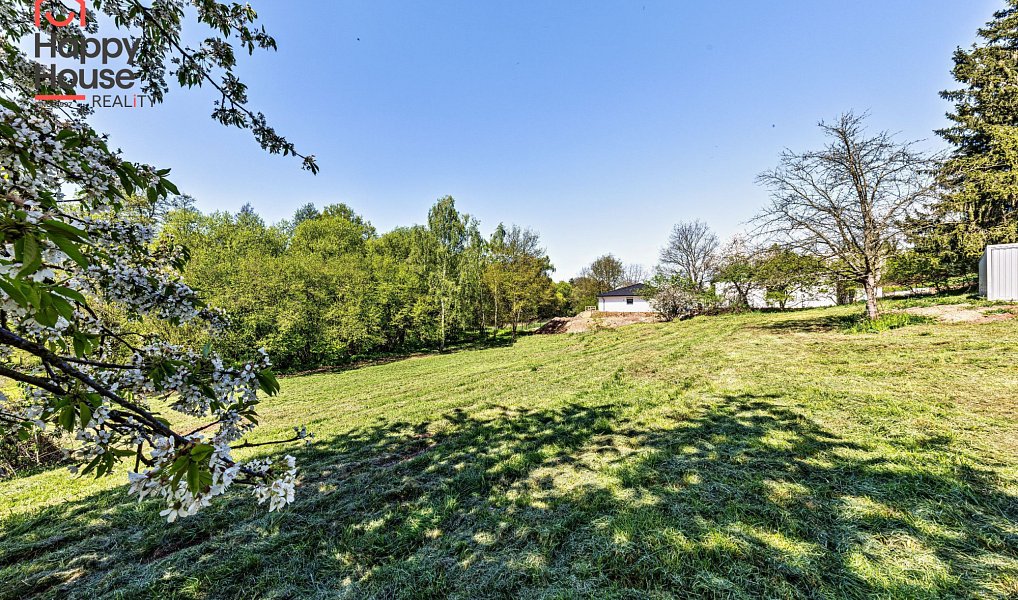 Prodej stavebního pozemku 2 000 m², Nučice – náhled fotky 4