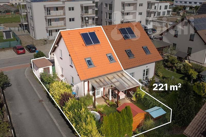 Prodej domu 112 m² s pozemkem 221 m²