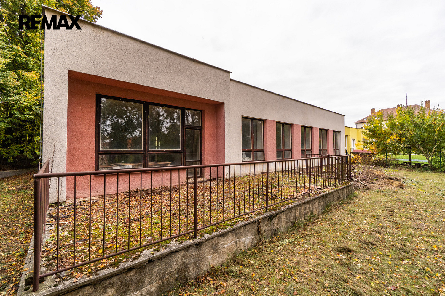 Prodej investiční nemovitosti vhodné pro občanské vybavení, služby nebo bydlení v obci lesonice — photo 2