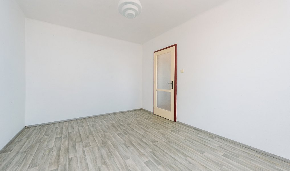 Prodej bytu 2+1 50 m², Rybitví – náhled fotky 4