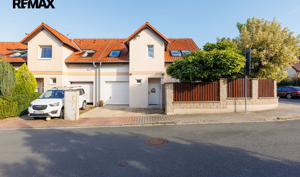 Prodej domu 126 m² s pozemkem 334 m², Praha – náhled fotky 39