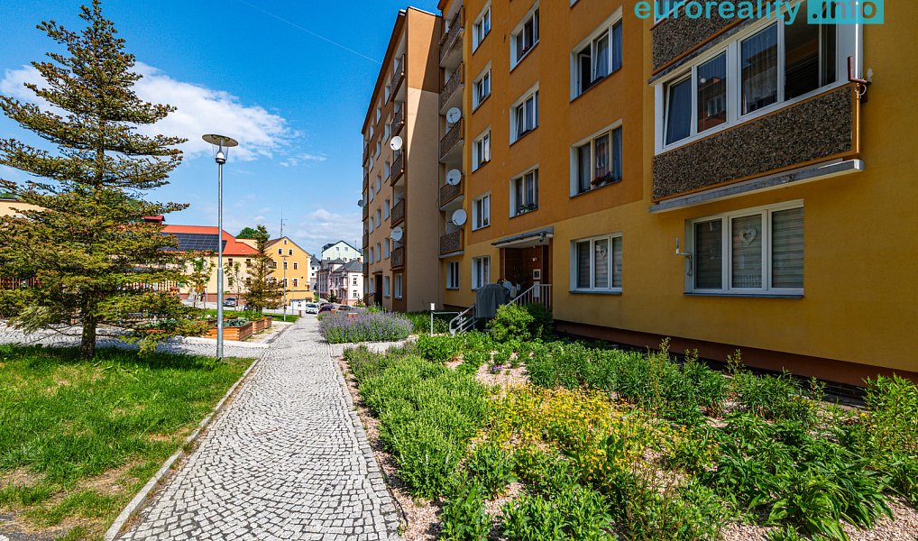 Prodej bytu 3+1 82 m², Luby – náhled fotky 18