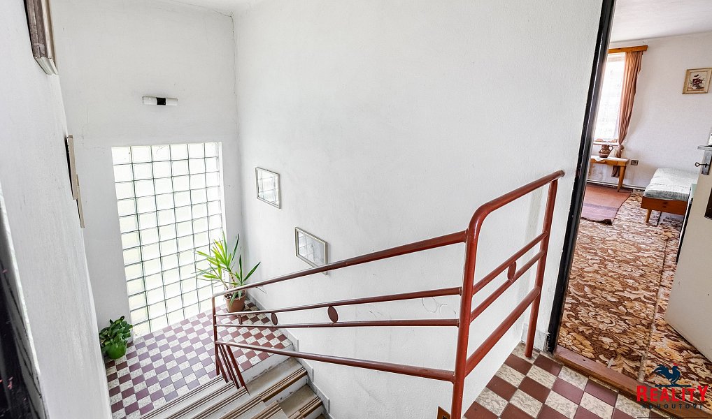 Prodej domu 143 m² s pozemkem 554 m², Roudná – náhled fotky 18