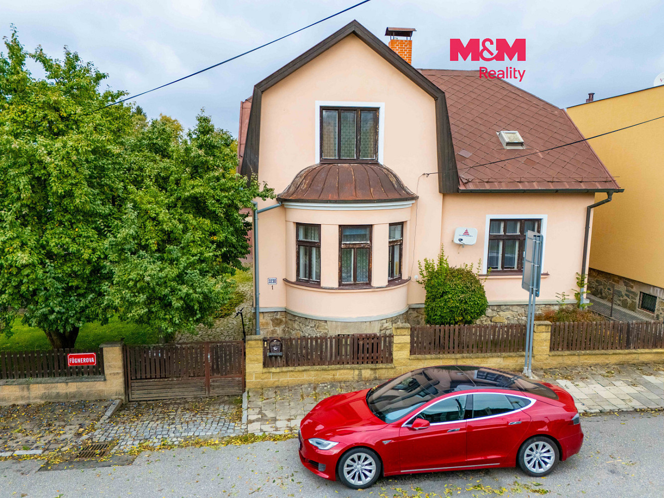 Prodej domu 150 m² s pozemkem 734 m²