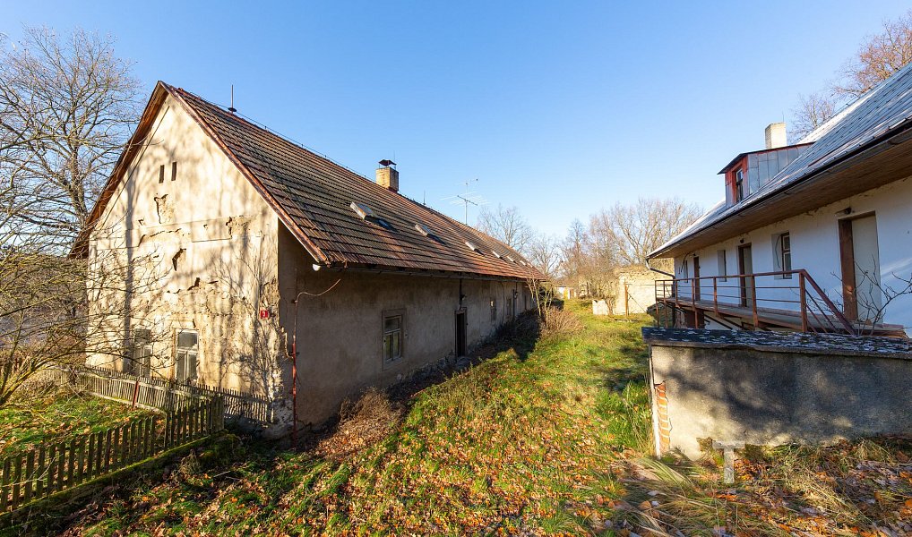 Prodej domu 380 m² s pozemkem 133 994 m², Vrchotovy Janovice – náhled fotky 6