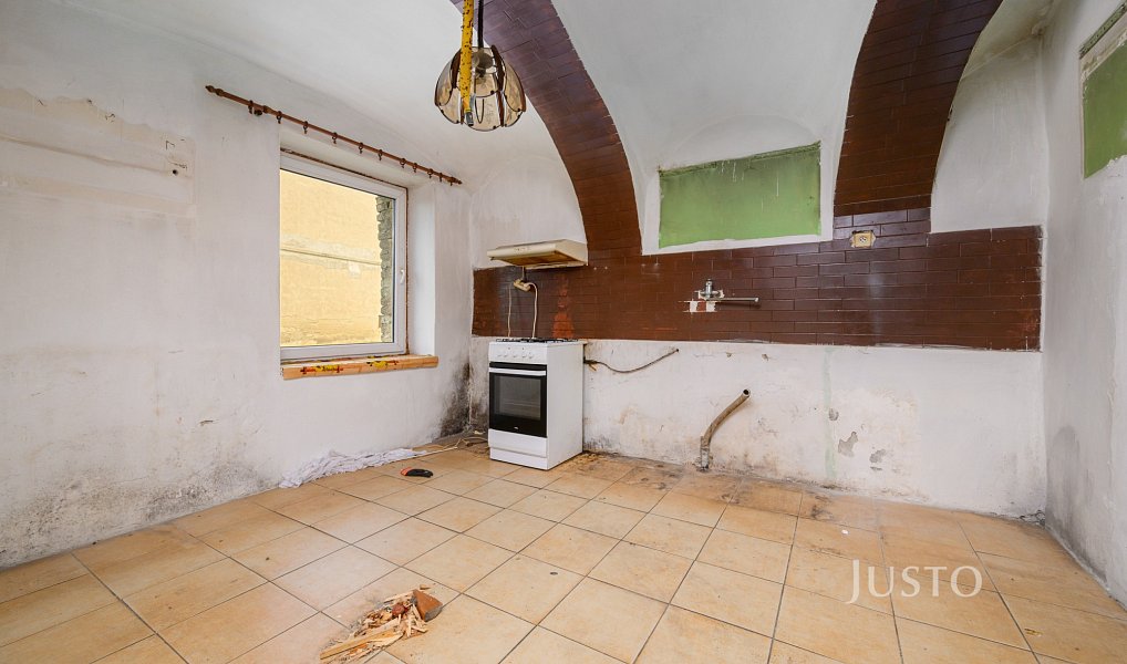 Prodej domu 230 m² s pozemkem 906 m², Frýdlant – náhled fotky 5