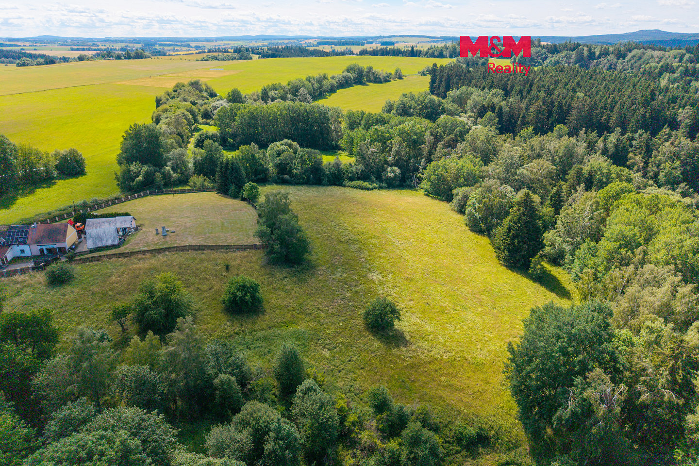 Prodej stavebního pozemku 18 630 m²