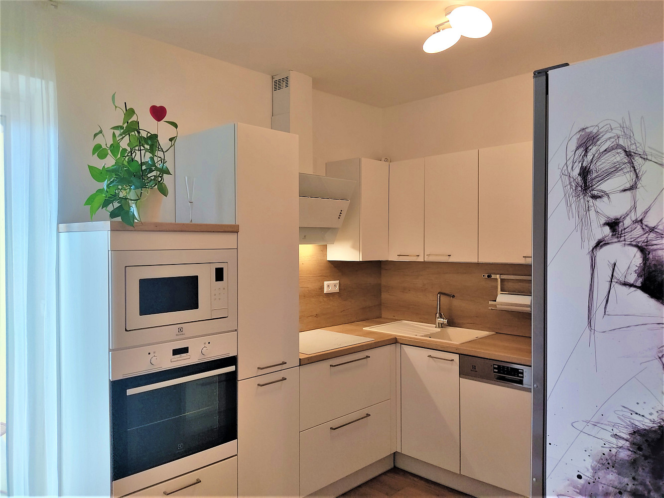 Pronájem bytu 2+kk 56 m² — photo 2