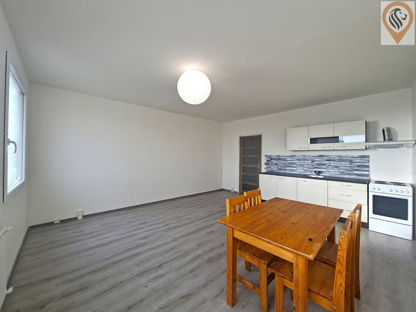 Pronájem bytu 1+kk 31 m² - Widok 4