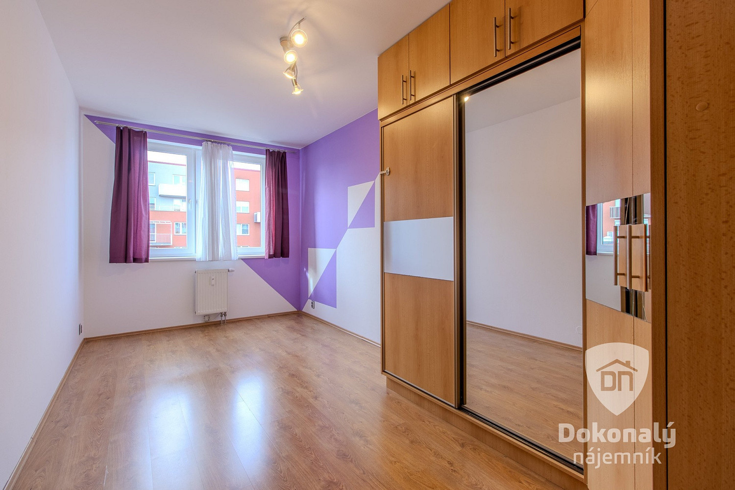 Pronájem bytu 2+1 52 m² – fotografie 2