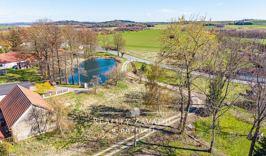Prodej stavebního pozemku 1 230 m², Jankov – náhled fotky 11