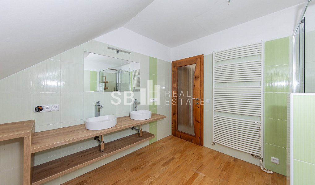 Prodej domu 230 m² s pozemkem 1 173 m², Borová – náhled fotky 15