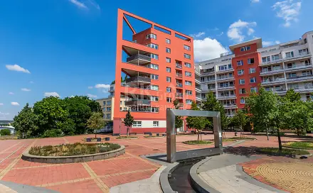 Pronájem bytu 2+kk 65 m²