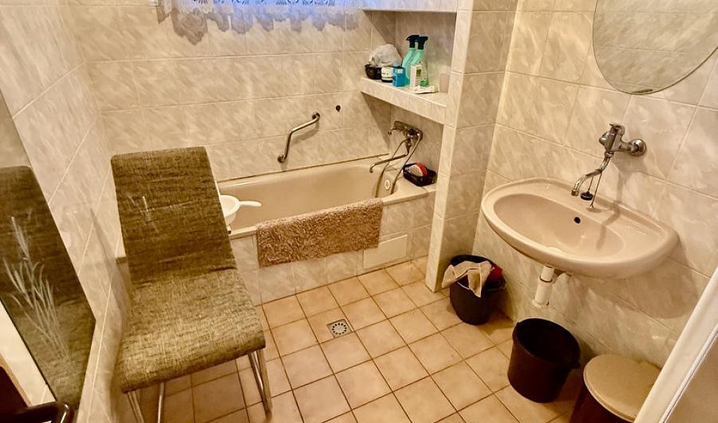 Prodej domu 195 m² s pozemkem 518 m², Zlín – náhled fotky 28