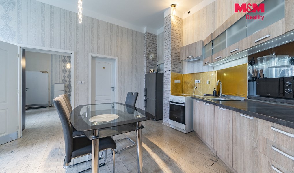 Prodej nájemního domu, činžáku 340 m², Karlovy Vary – náhled fotky 17