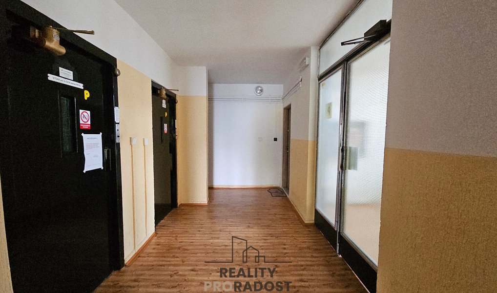 Pronájem bytu 1+1 34 m², Hodonín – náhled fotky 12