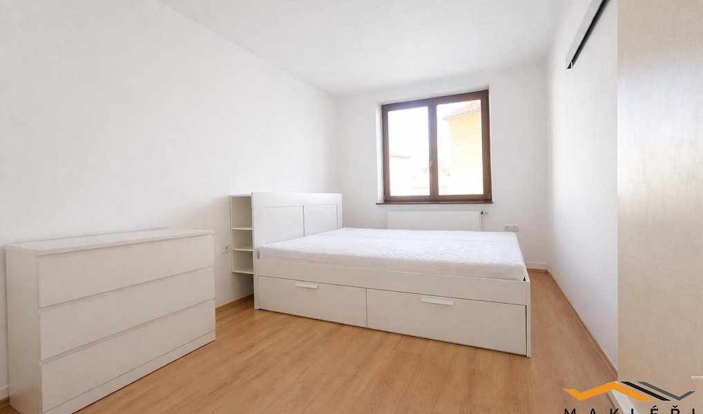 Pronájem bytu 3+1 76 m², Telč – náhled fotky 4