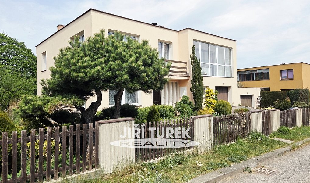 Prodej domu 260 m² s pozemkem 915 m², Obecnice – náhled fotky 4