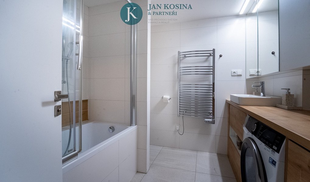 Prodej bytu 3+kk 61 m², Praha – náhled fotky 2