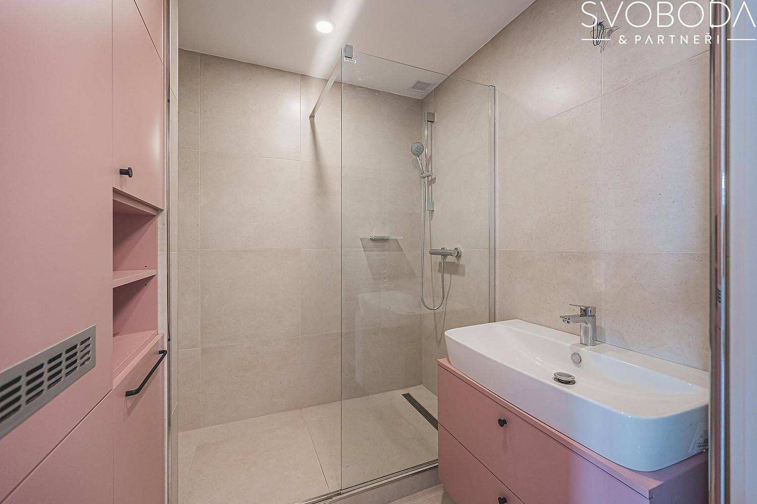 Pronájem bytu 3+kk 65 m² — photo 3