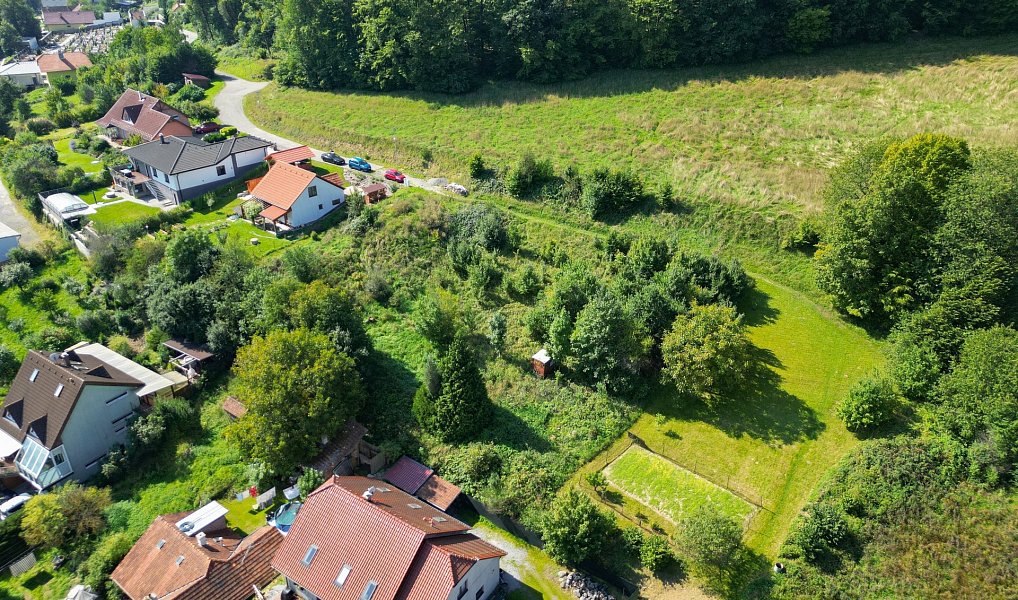 Prodej stavebního pozemku 691 m², Křtiny – náhled fotky 6