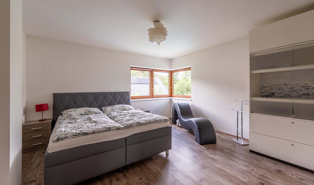 Prodej domu 229 m² s pozemkem 777 m², Chrustenice – náhled fotky 16