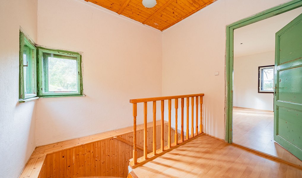 Prodej chaty/chalupy 84 m² s pozemkem 1 561 m², Kamýk nad Vltavou – náhled fotky 26
