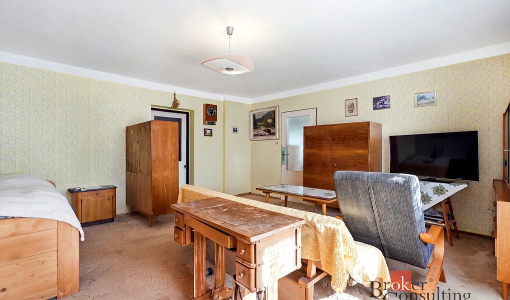 Prodej domu 184 m² s pozemkem 1 352 m², Kunratice u Cvikova – náhled fotky 24