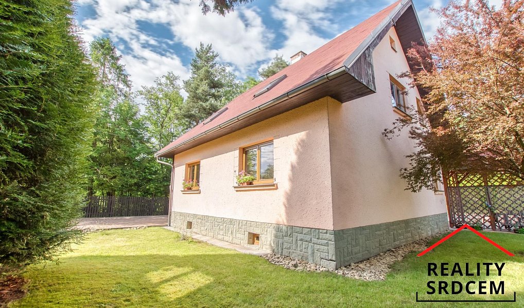 Prodej domu 170 m² s pozemkem 921 m², Bystřice – náhled fotky 2
