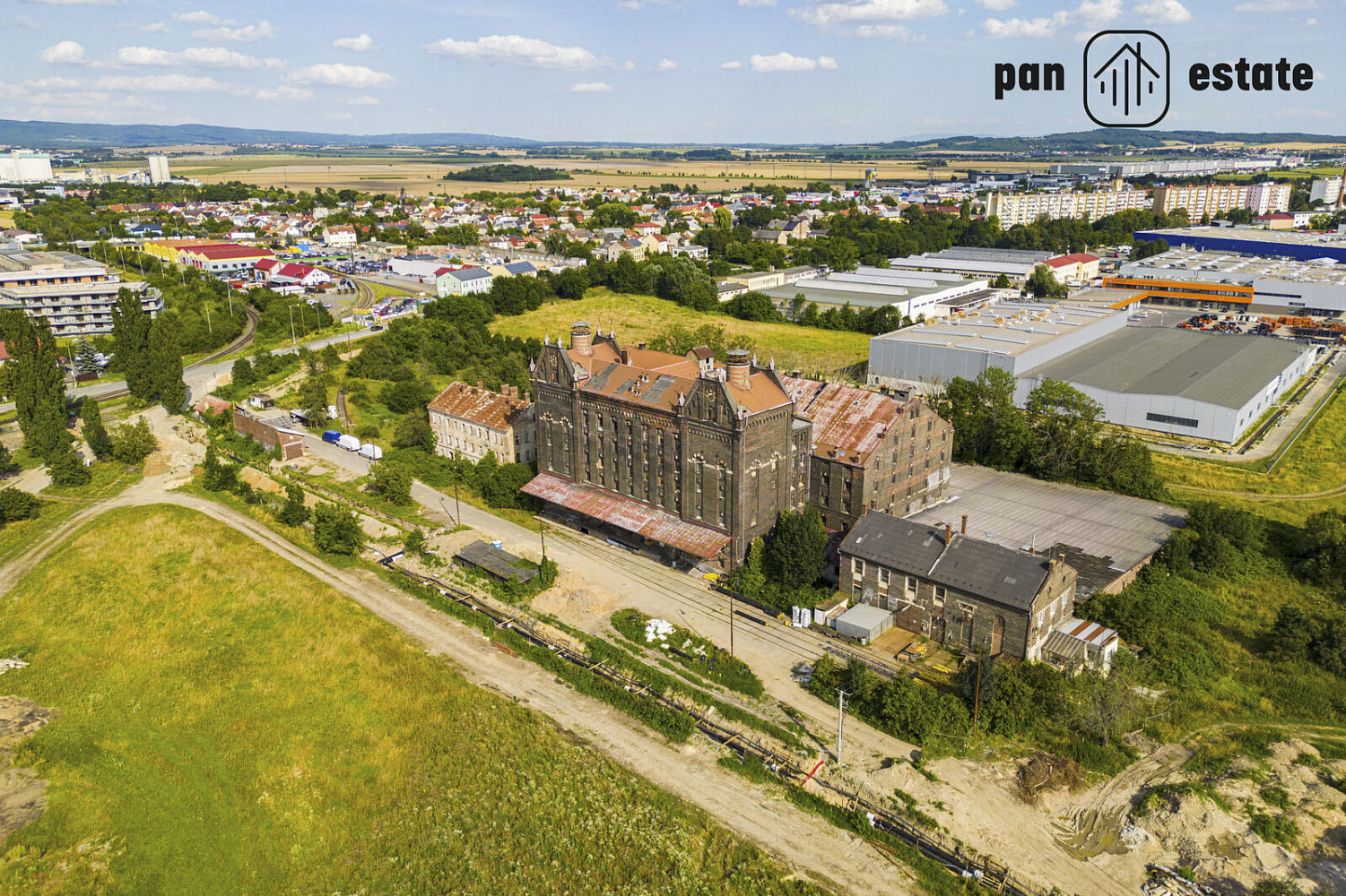 Prodej výrobních prostor 19 951 m² – pohled 2