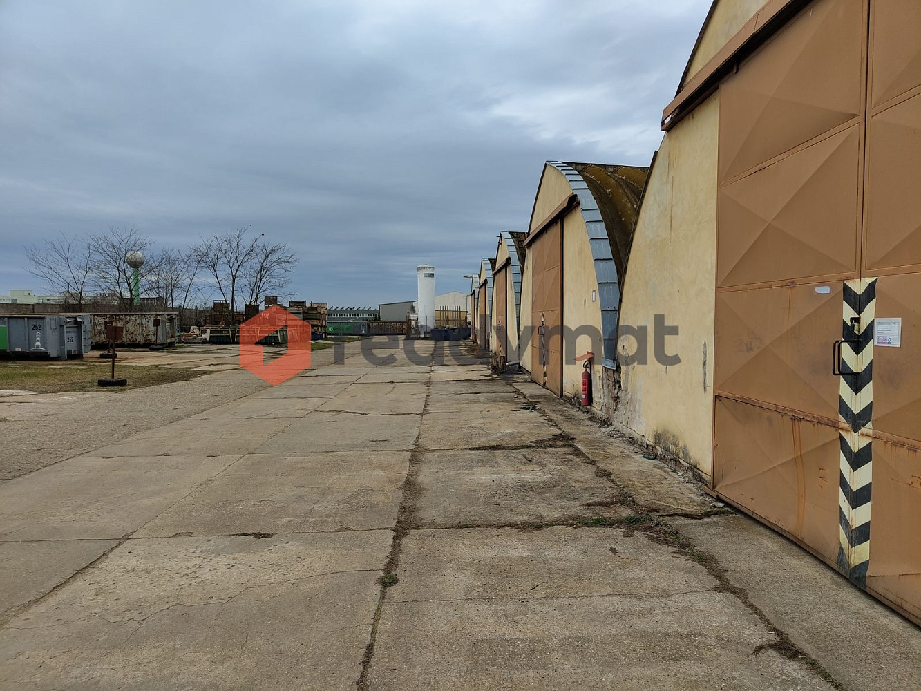 Pronájem skladovacích prostor 110 m²