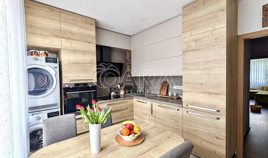 Prodej bytu 4+1 92 m², Plzeň – náhled fotky 2