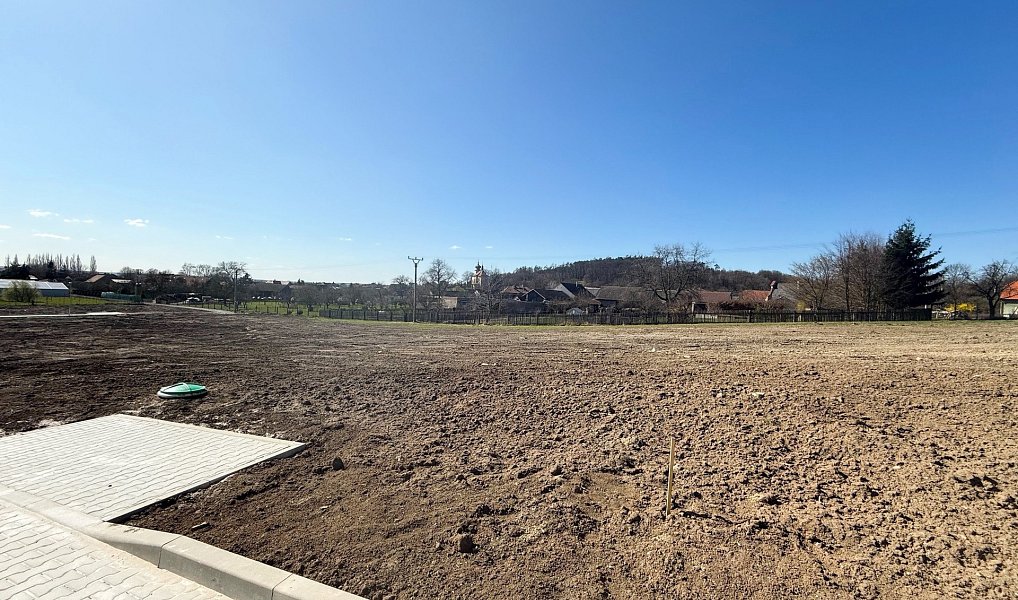 Prodej stavebního pozemku 825 m², Žerčice – náhled fotky 7