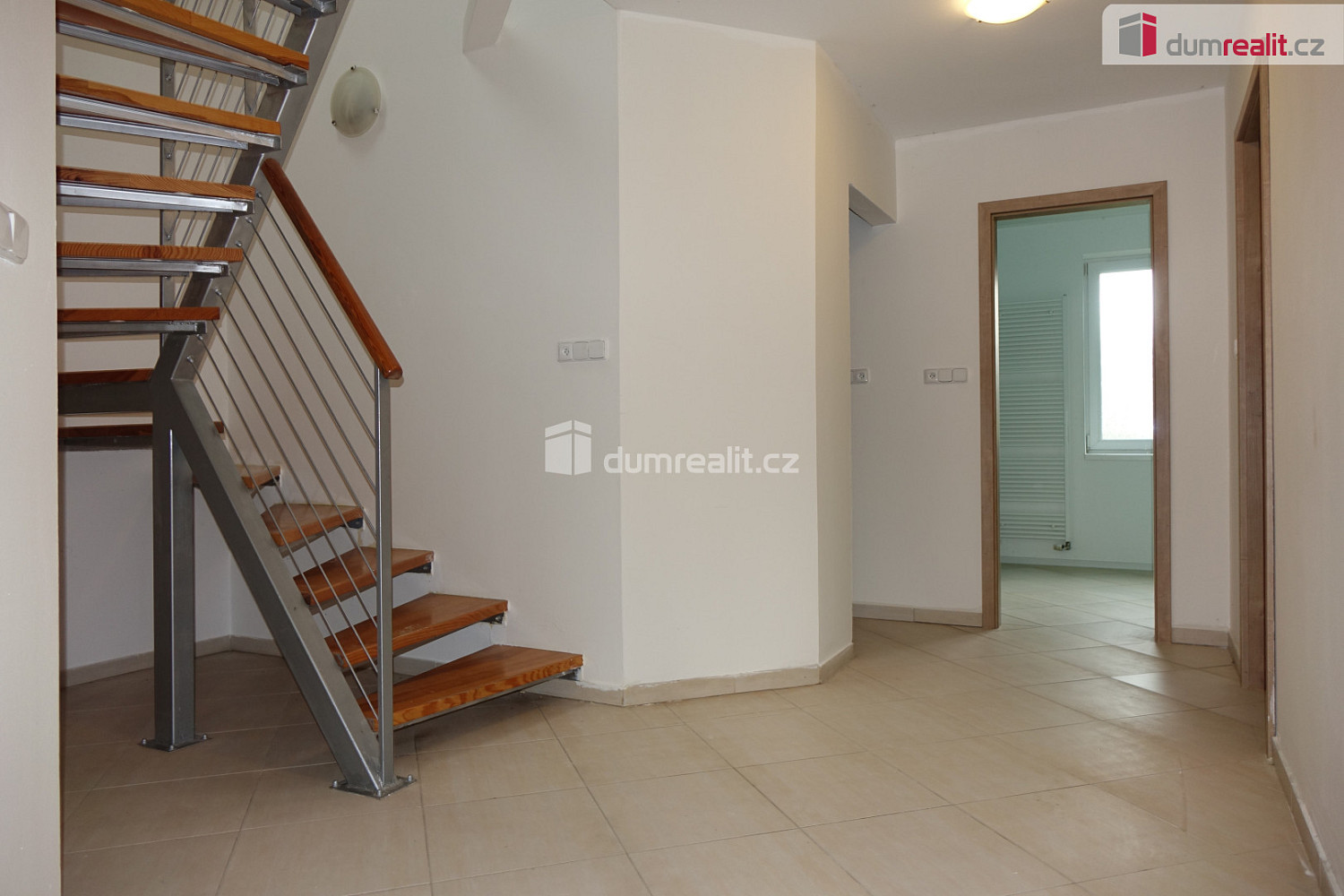 Prodej domu 168 m² s pozemkem 811 m²