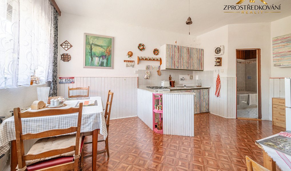 Prodej domu 250 m² s pozemkem 382 m², Abertamy – náhled fotky 2