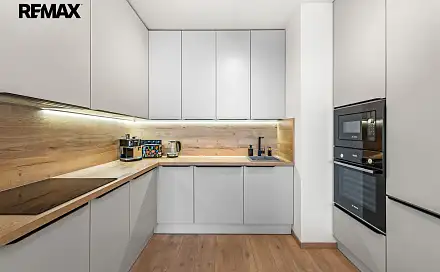 Pronájem bytu 3+kk 80 m²