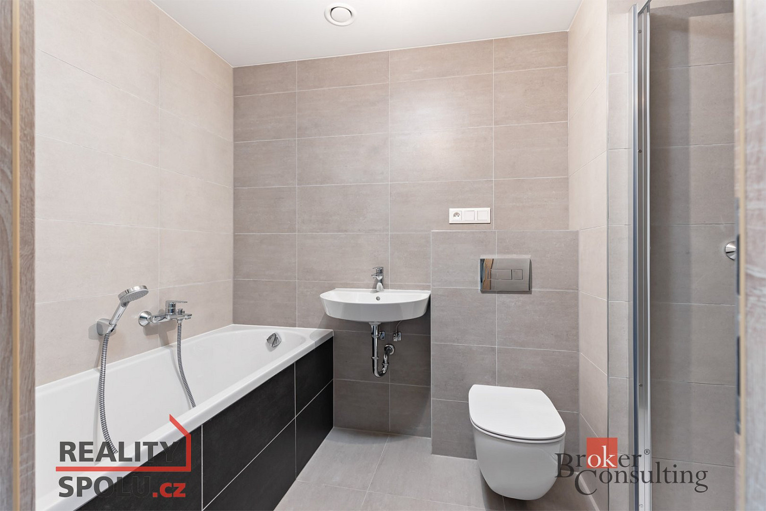 Pronájem bytu 3+kk 85 m² – fotografie 5