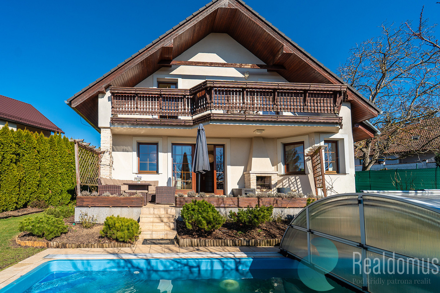 Prodej domu 174 m² s pozemkem 811 m²