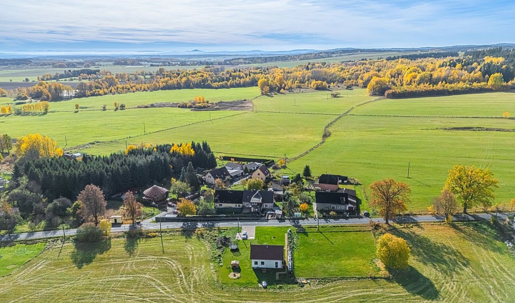 Prodej stavebního pozemku 1 360 m², Drmoul – náhled fotky 8