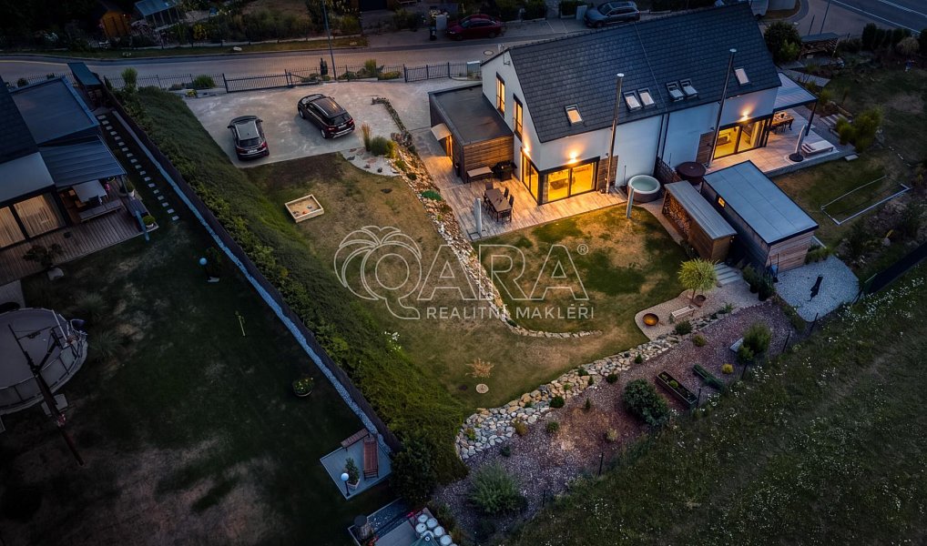Prodej domu 131 m² s pozemkem 838 m², Kamenice – náhled fotky 36