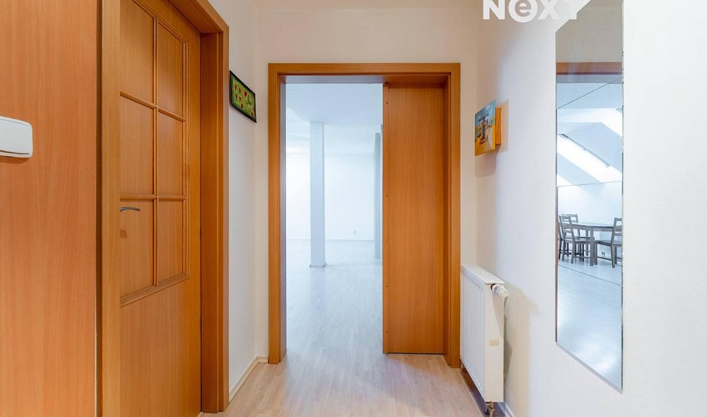 Pronájem bytu 2+kk 54 m², Praha – náhled fotky 16
