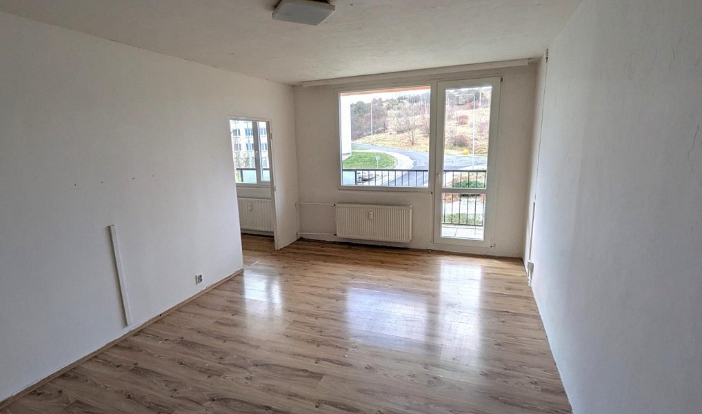 Prodej bytu 1+1 34 m², Obrnice – náhled fotky 2