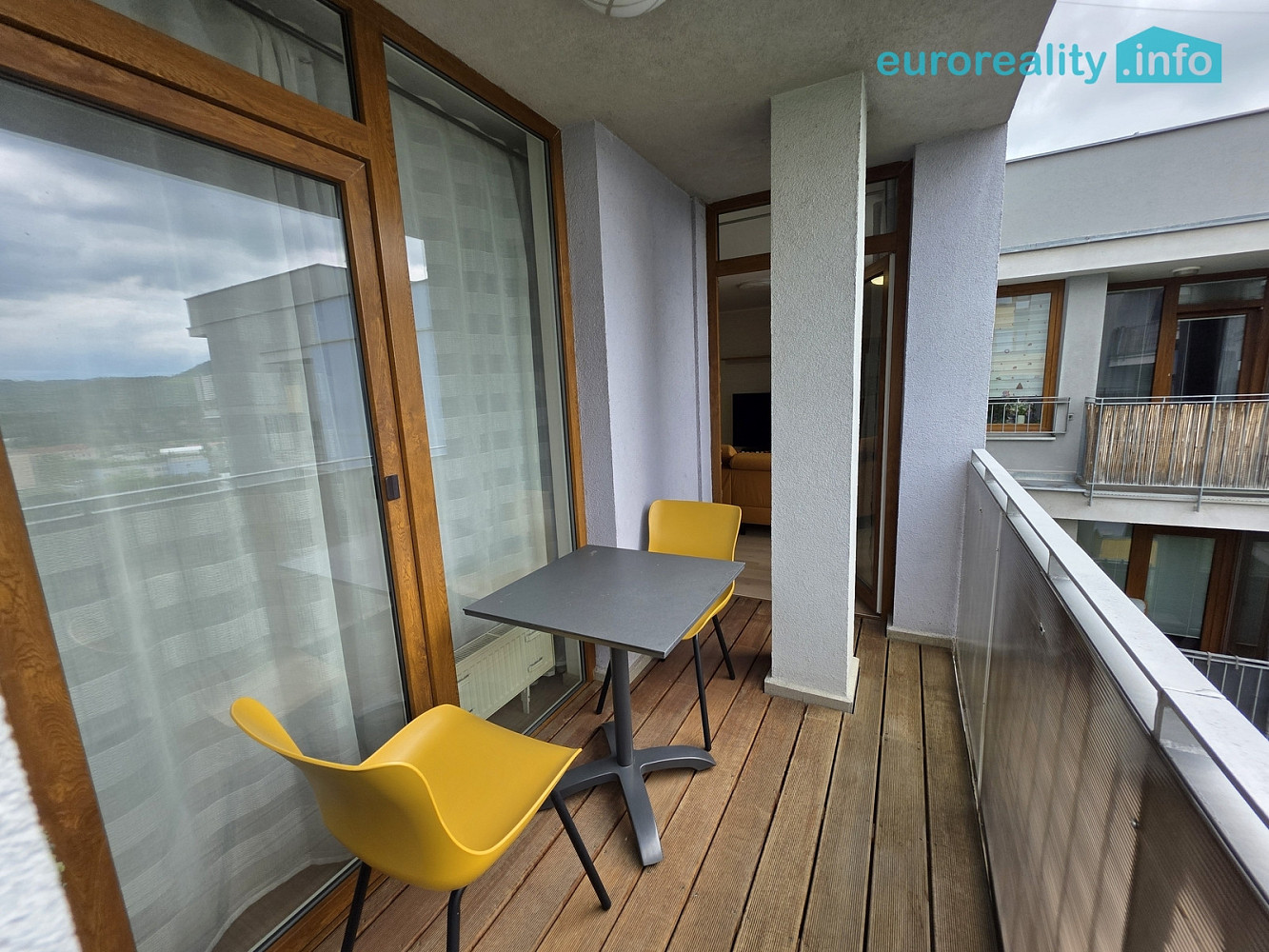 Pronájem bytu 2+kk 49 m² – fotografie 4