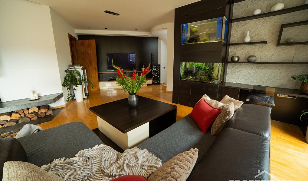 Prodej domu 345 m² s pozemkem 520 m², Praha – náhled fotky 17
