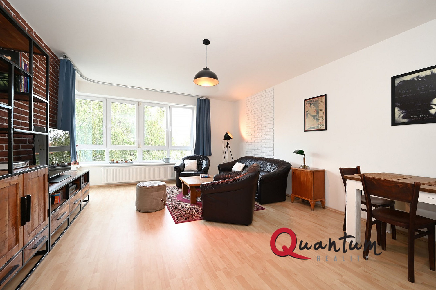 Pronájem bytu 2+kk 57 m² – fotografie 3