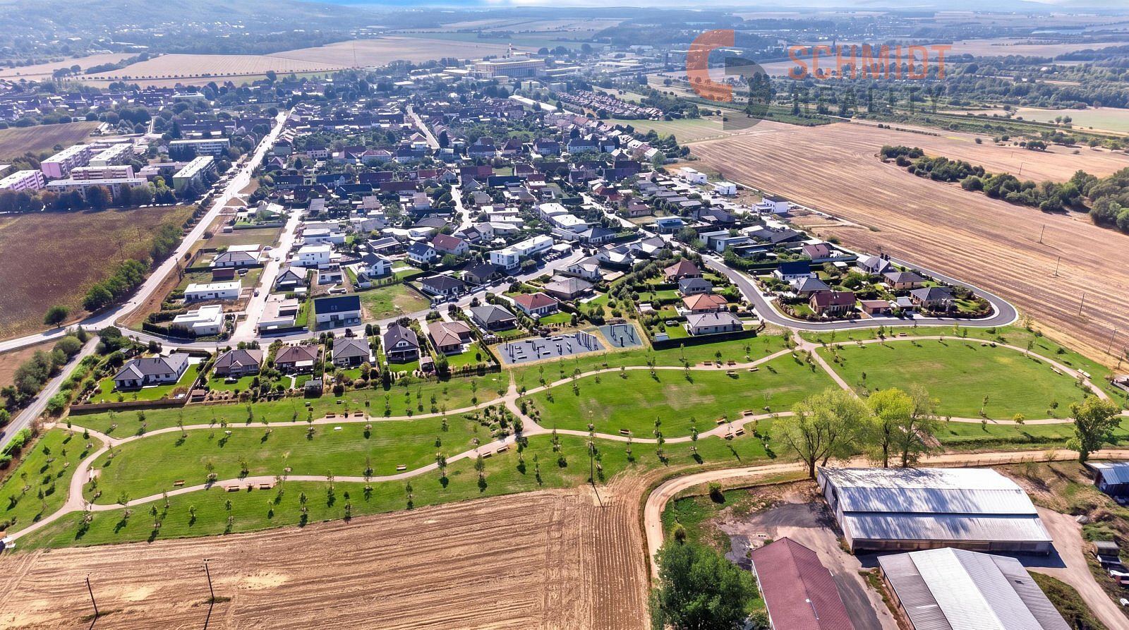 Prodej stavebního pozemku 608 m² – fotografie 4