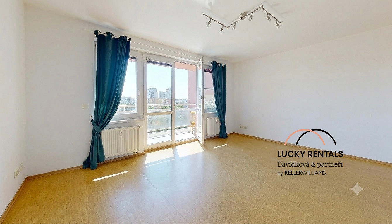 Pronájem bytu 1+kk 35 m²