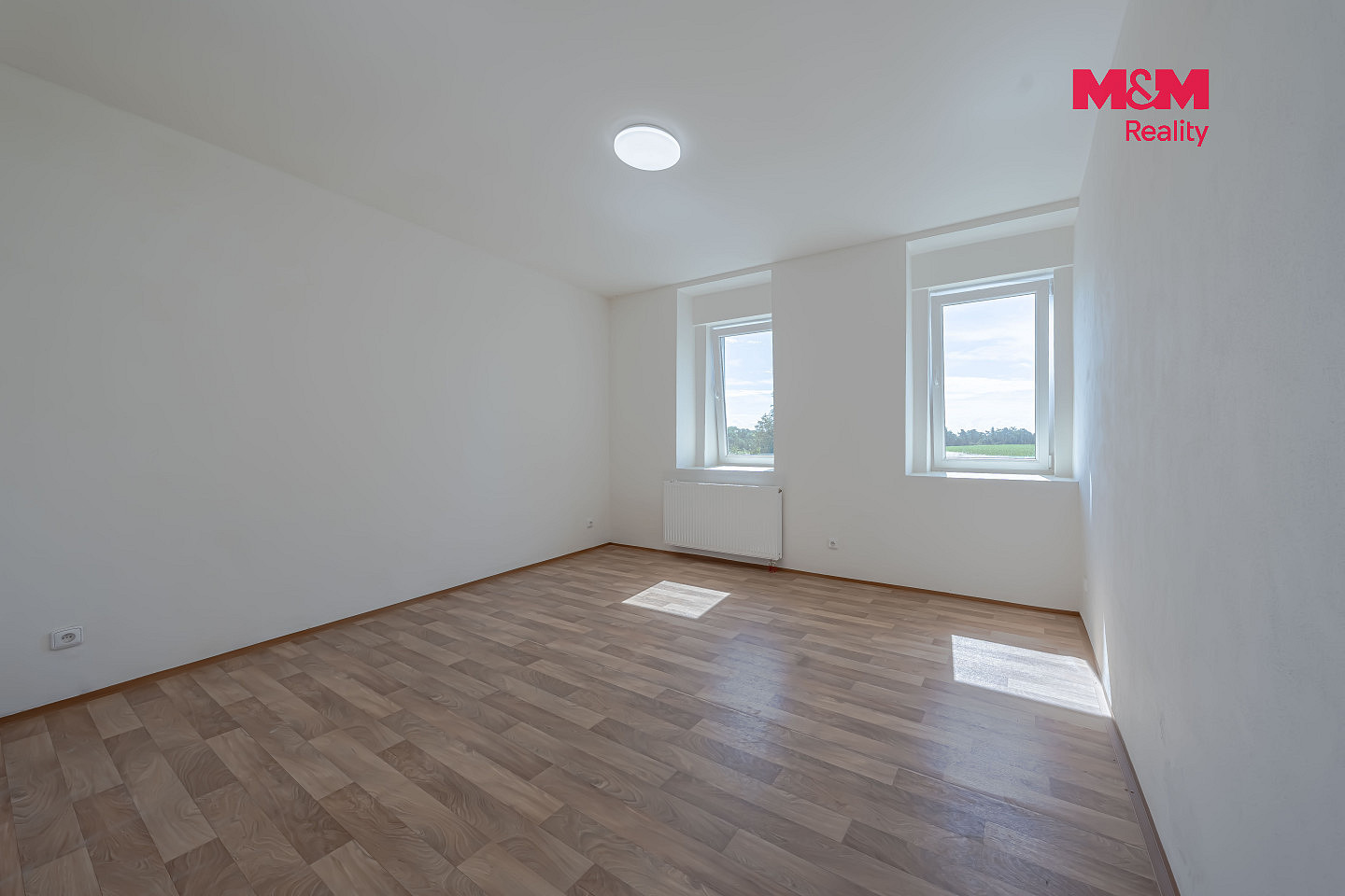 Pronájem domu 302 m² s pozemkem 421 m² – fotografie 5