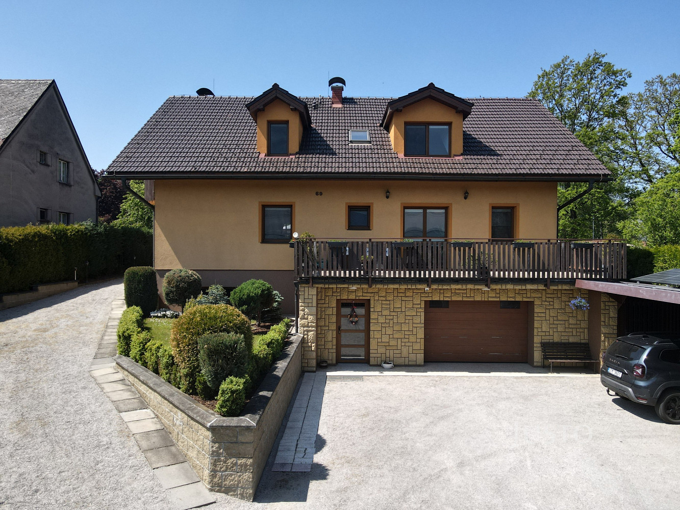 Prodej domu 425 m² s pozemkem 1 449 m² – fotografie 3